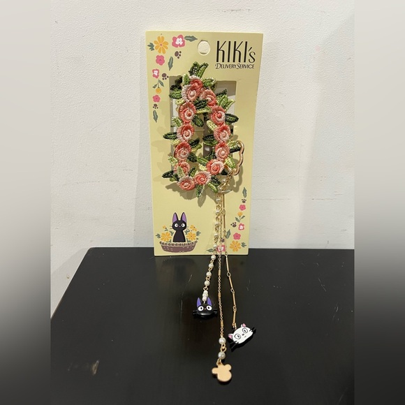 Firm! Studio Ghibli Kiki's Delivery Service Floral Jiji & Lily Charm Claw Clip - Picture 3 of 4